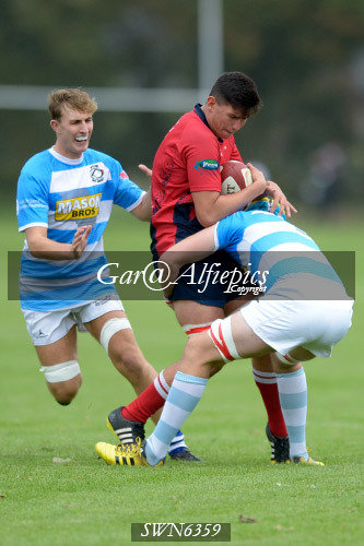 Coleg Sir Gar v Sir Benfro