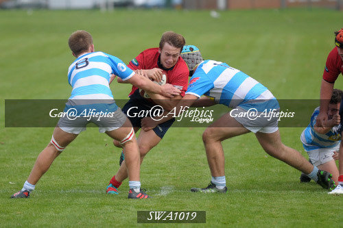 Coleg Sir Gar v Sir Benfro