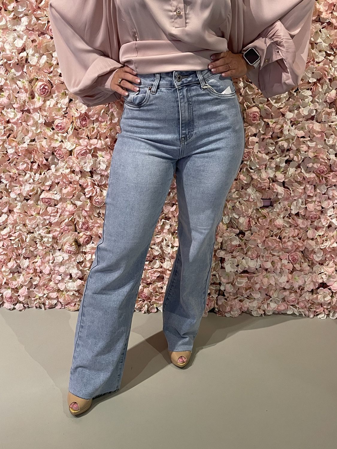 Wide leg