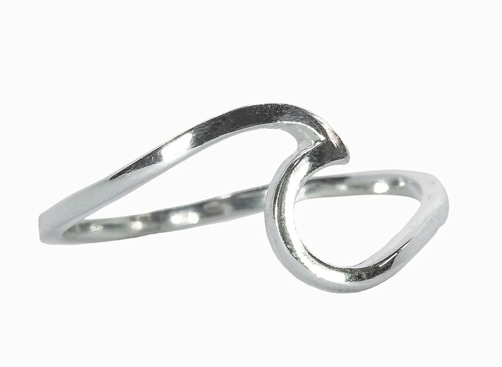 Puravida Wave Ring , Color: Silver, Size: 6