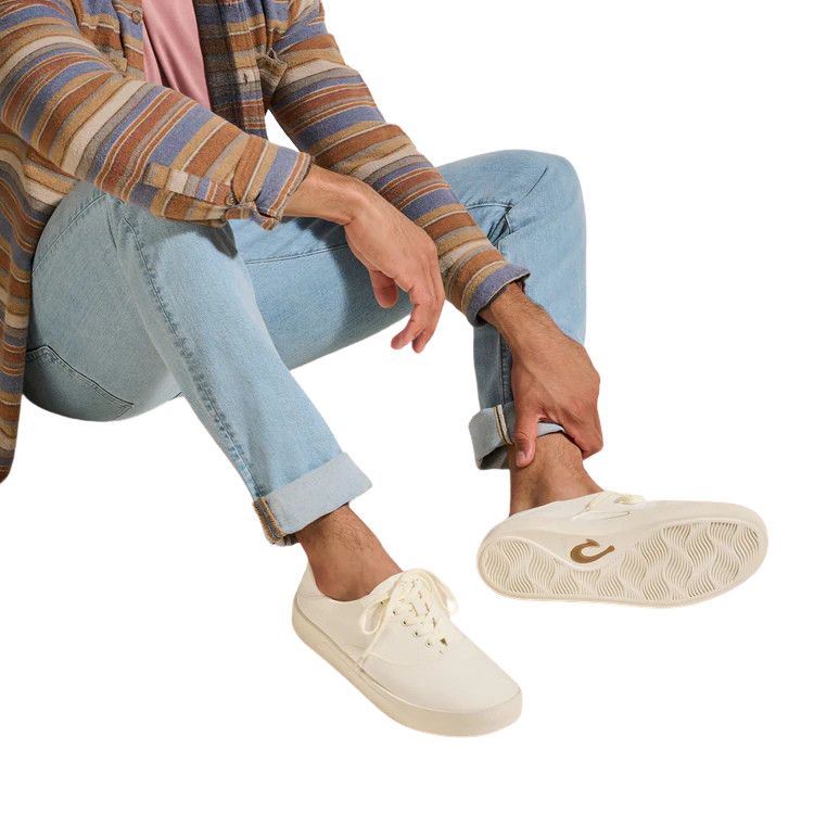 Olukai M Tradewind, Color: Off White / Off White, Size: 9