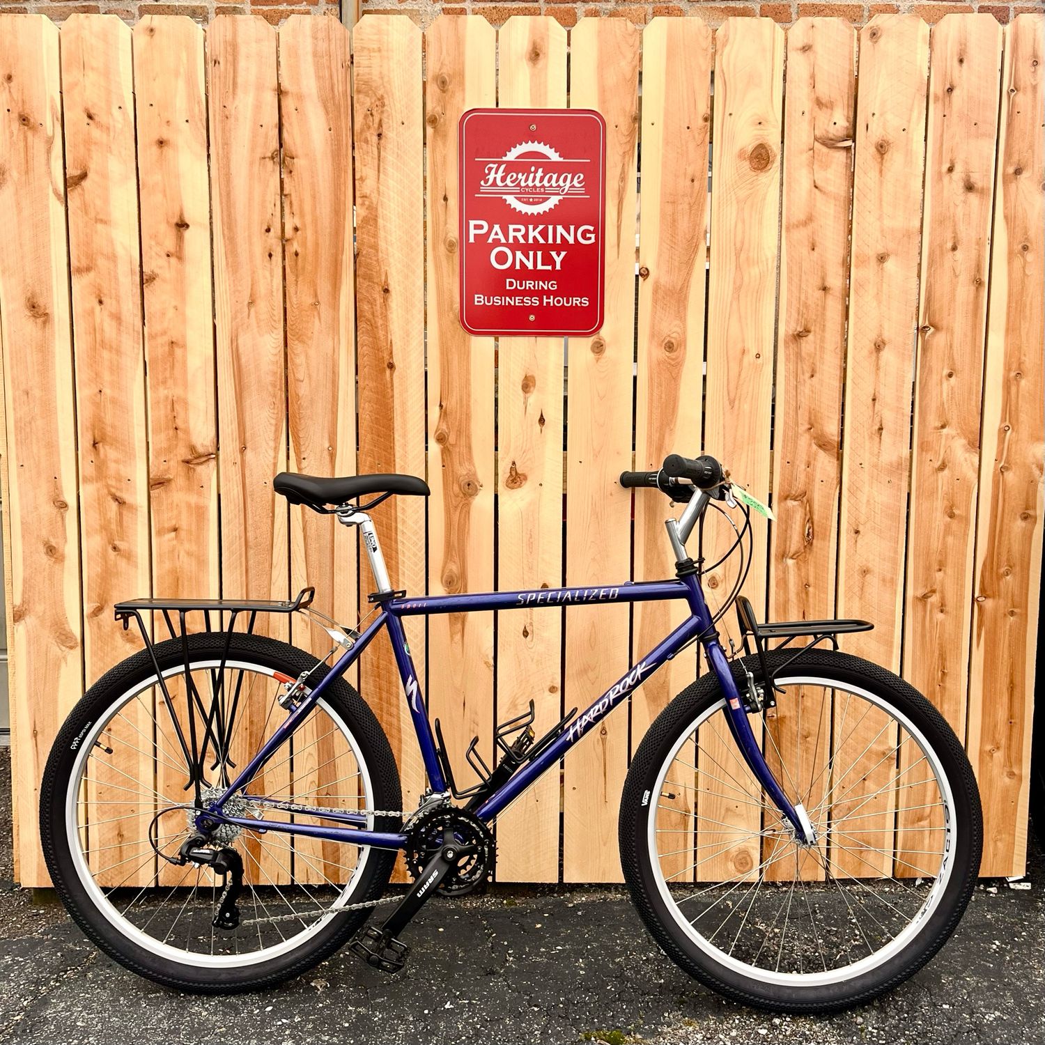 Used / Shop Build Specialized Hard Rock 19&quot; Blue