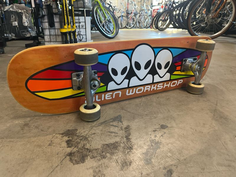 Alien Workshop Spectrum Shop Build Complete 8.25