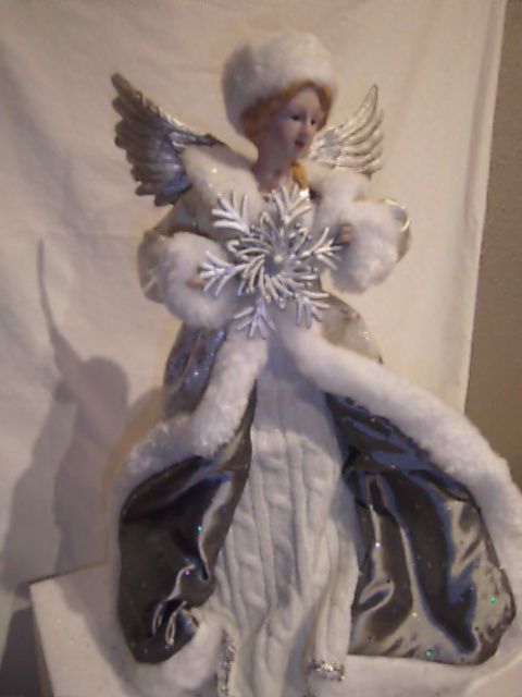 Tree Topper, Angel Silver/White w/Snowflake 16"