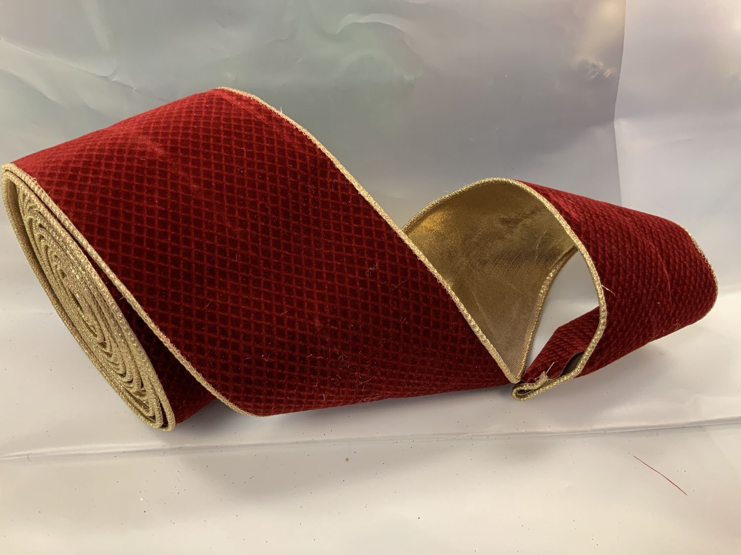 Ribbon, Vienna Burgundy 4inx10yd