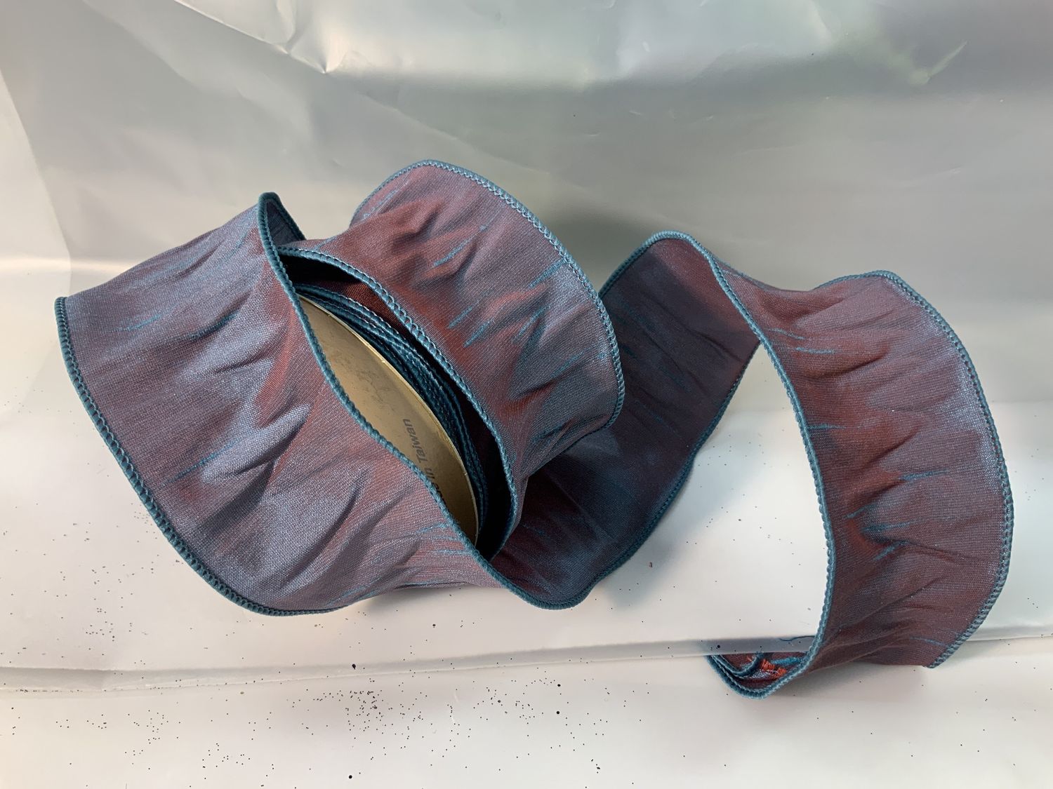 Ribbon, Translucent