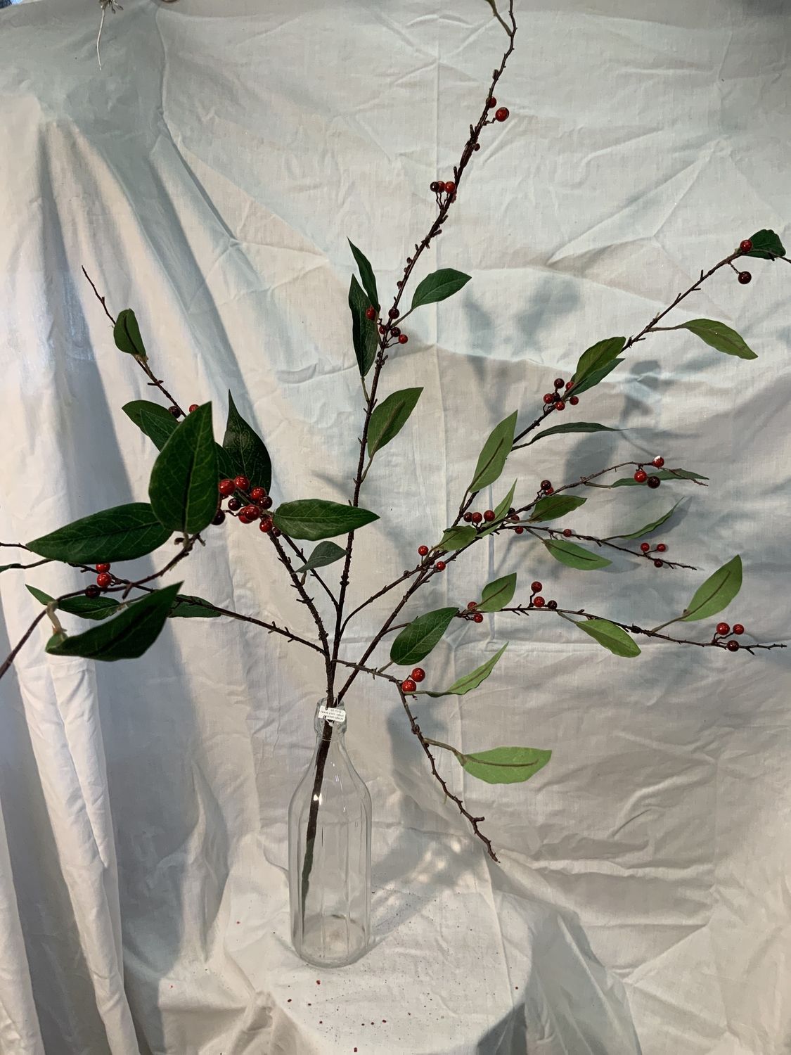 SPRAY, JUICE BERRY LEAF 40"RED GREEN