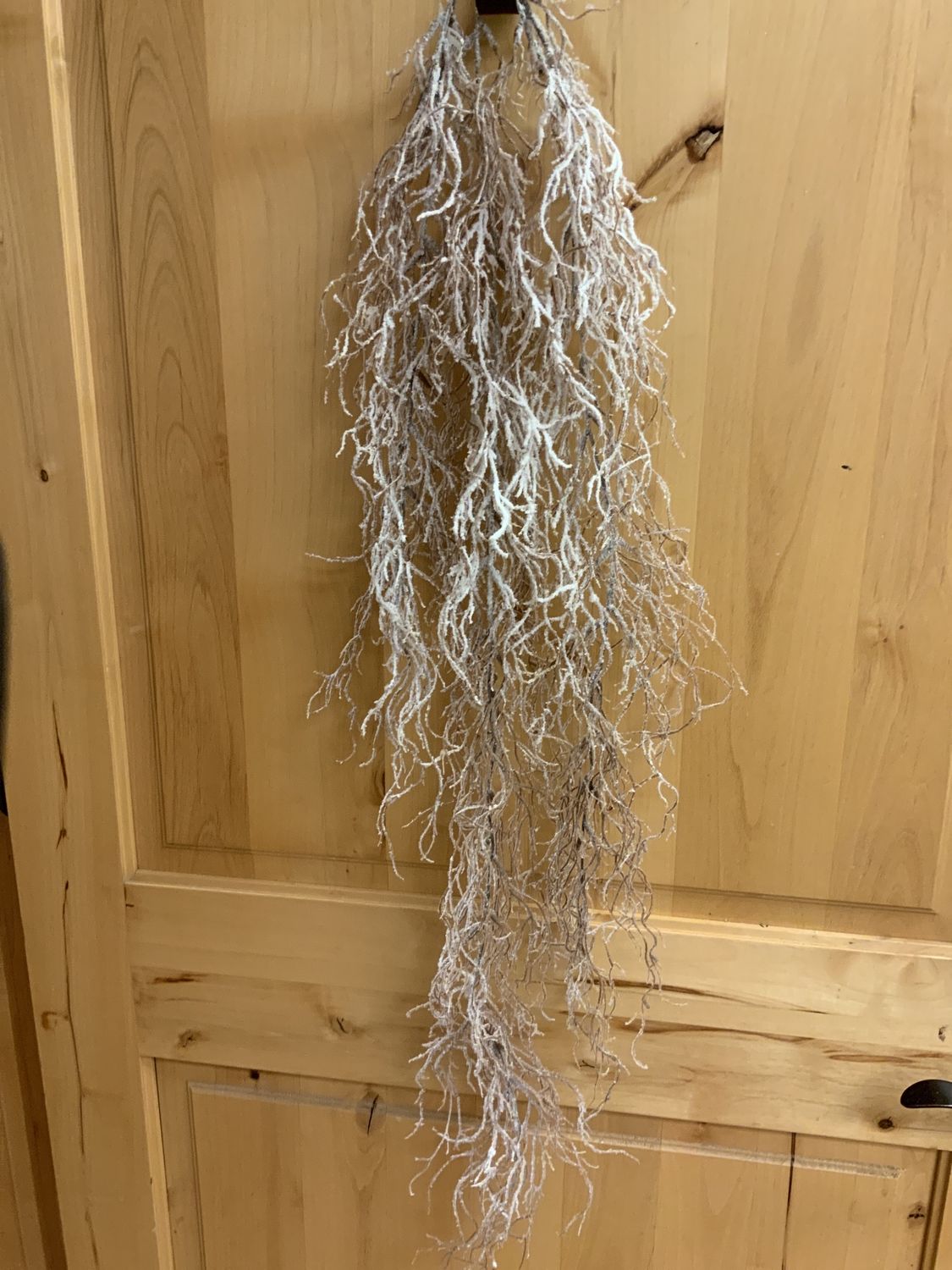 Stem, Snow Willow Bush 42"