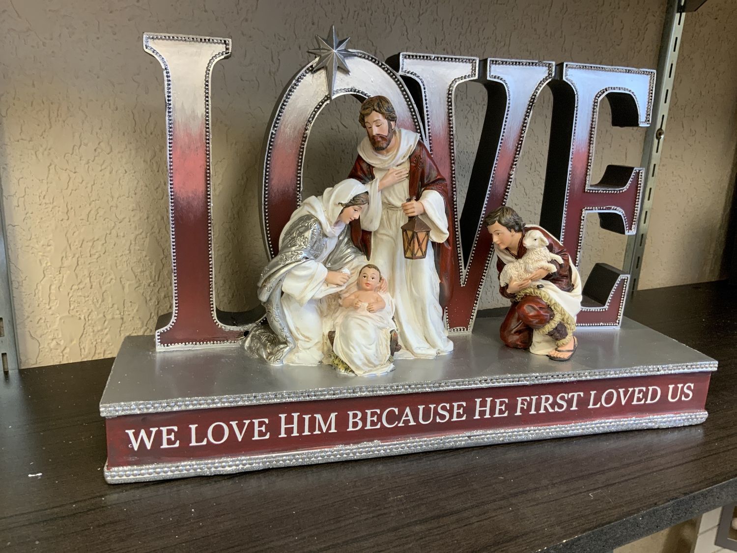 Nativity, Love 9" burg/slv