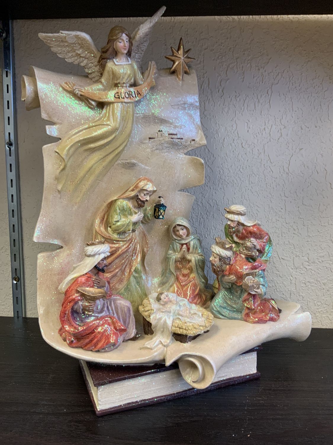 Nativity, Scroll Glit 17.5"