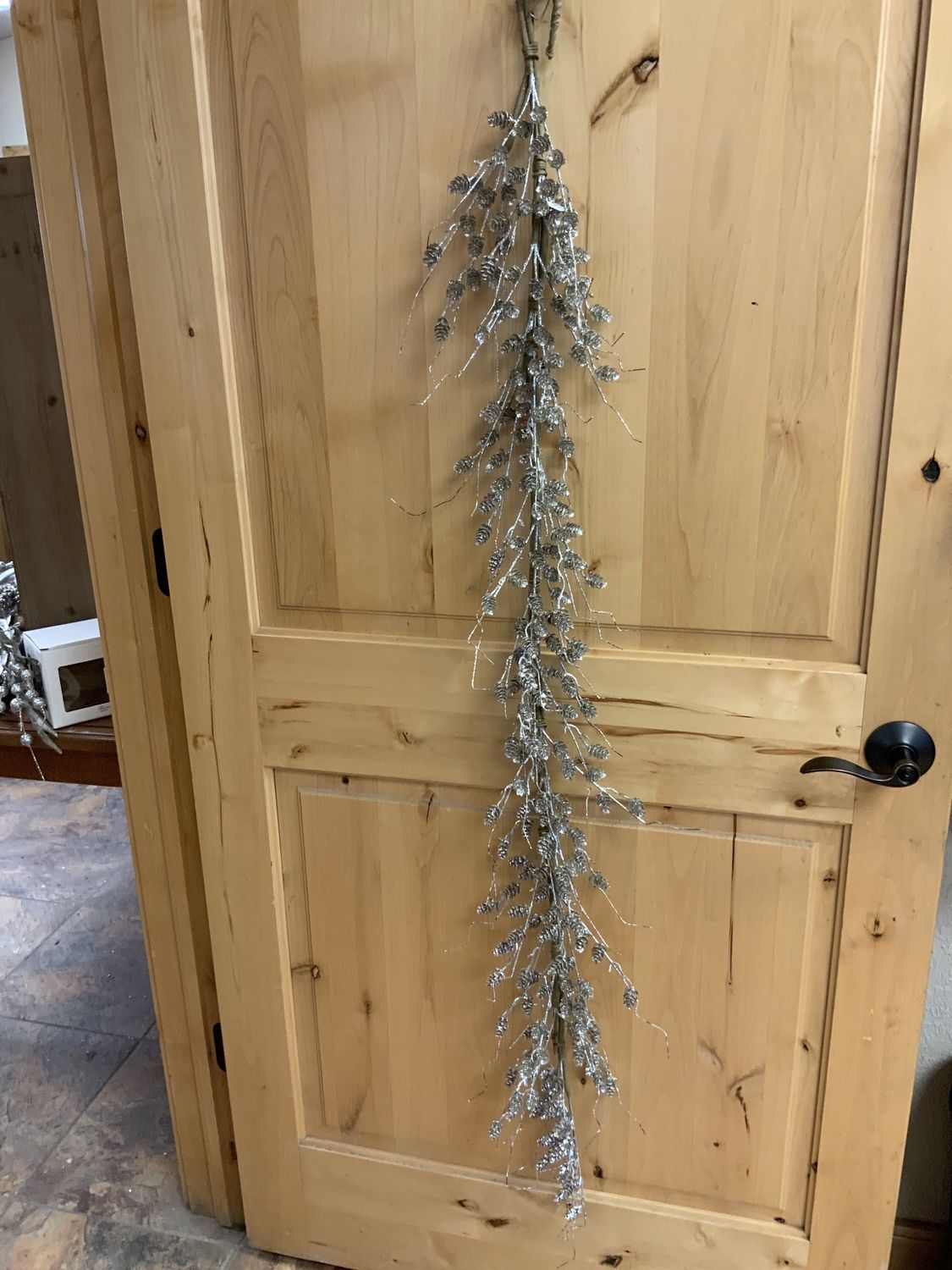 Garland, Glitter Plastic Pineco 5' natural
