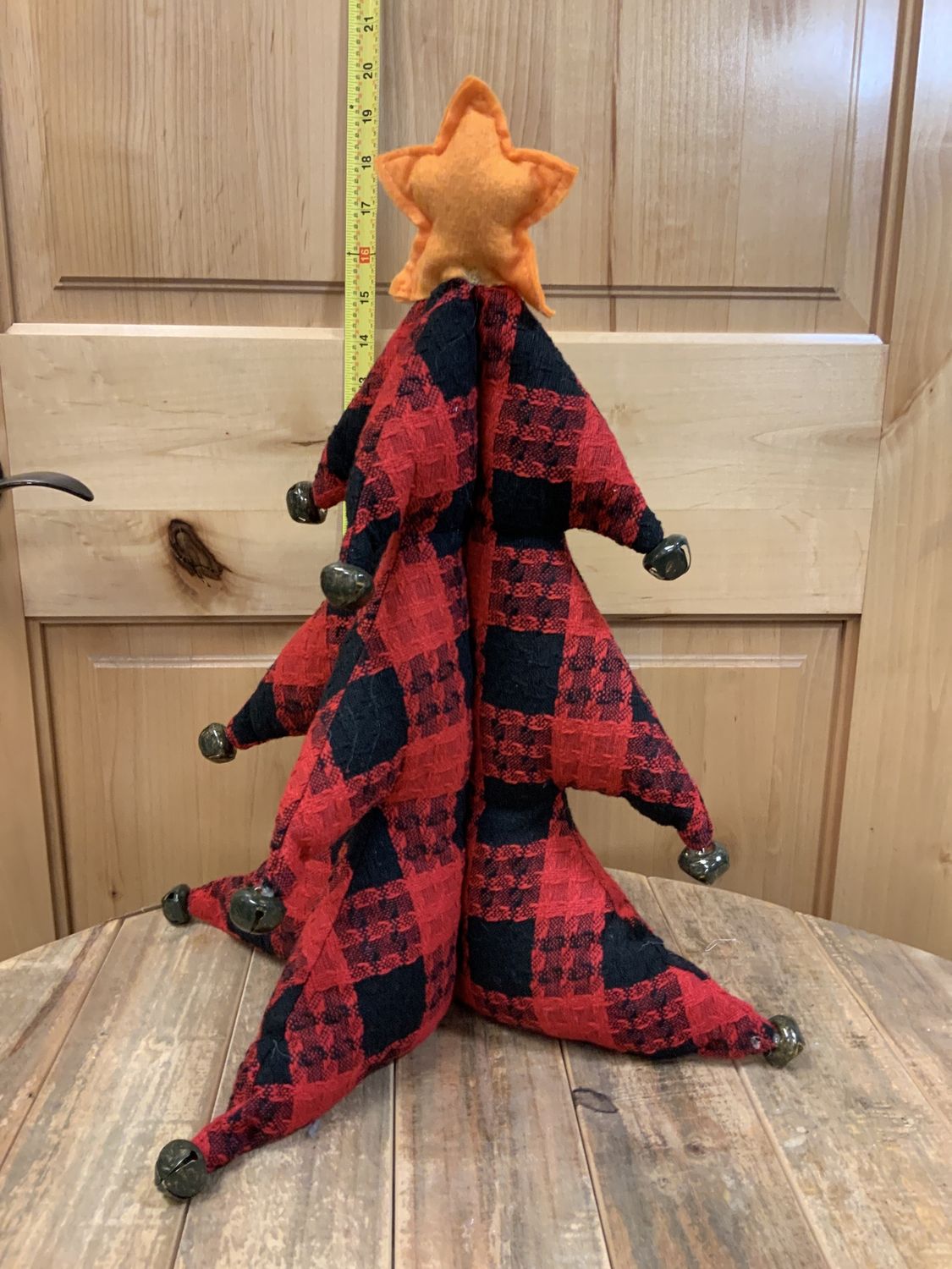 Tree, Cozy Plaid med w/bells