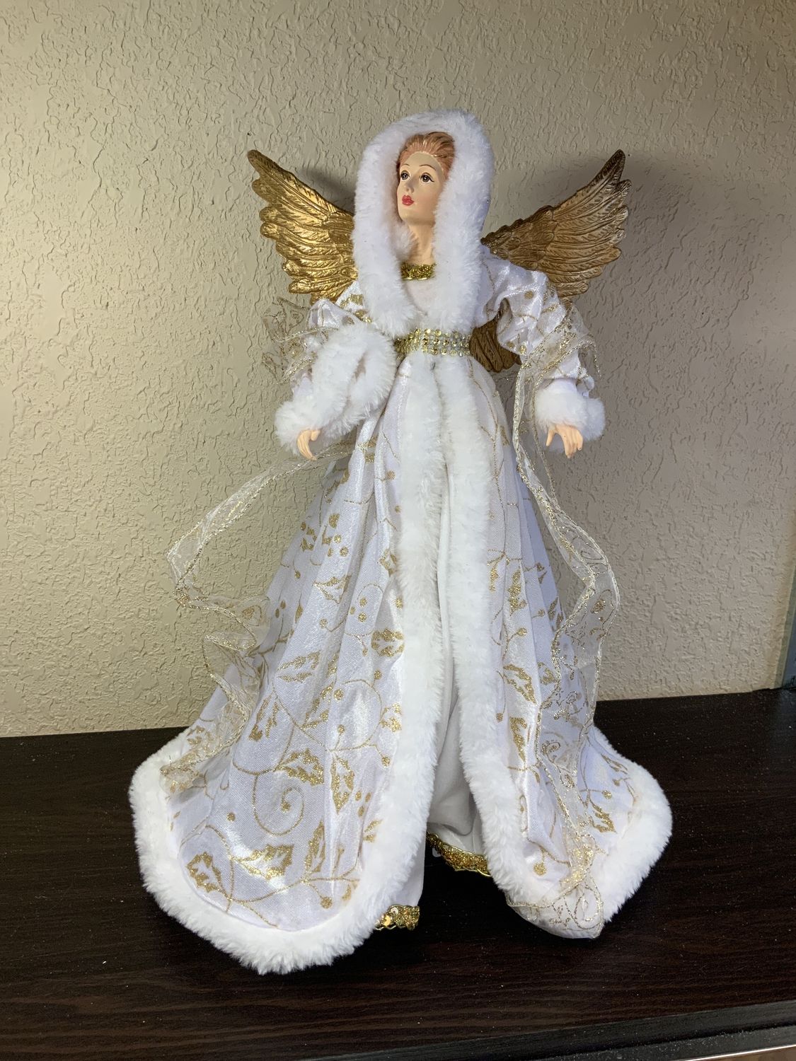 Tree Topper, Angel White 18" Gold/Wht