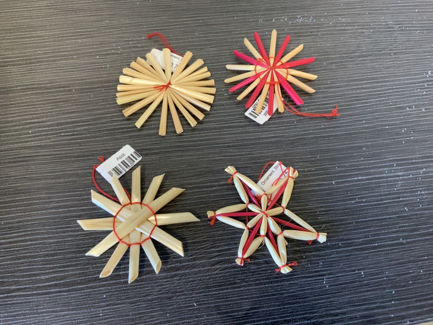 Ornament, Straw Asst.