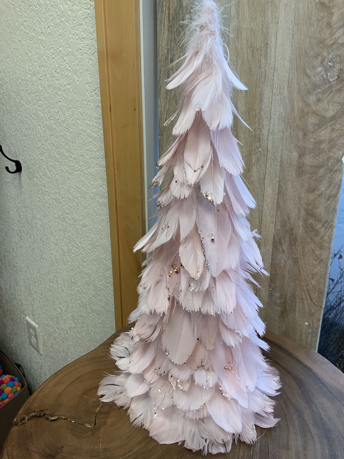 Cone Tree, LG Pink Feather sequin tips