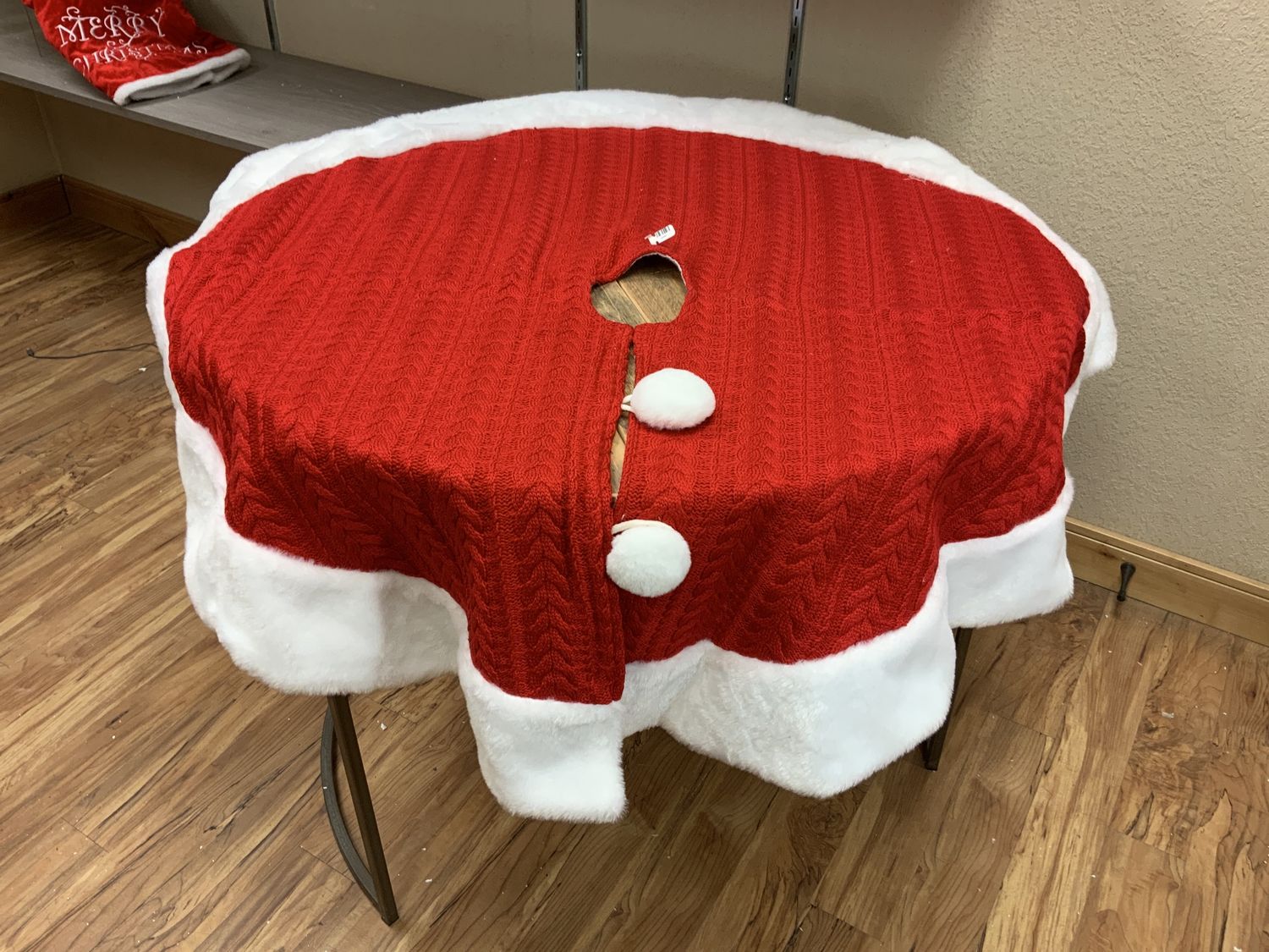 Tree Skirt, Cable Knit Fur Trim 48" Red/Wht