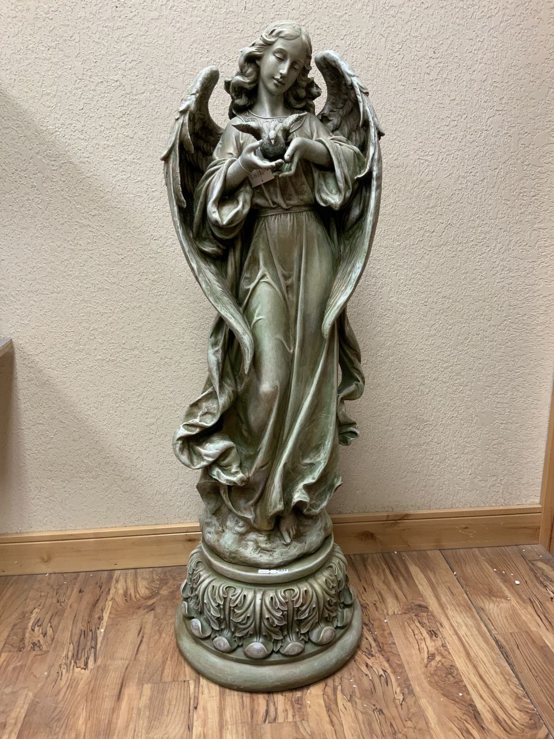 Statue, Angel w/Dove 47"