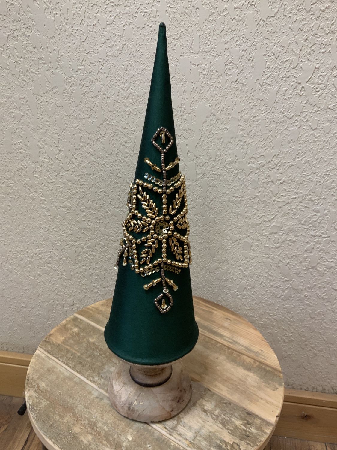Cone Tree, Snowflake small 15.5" GrGold