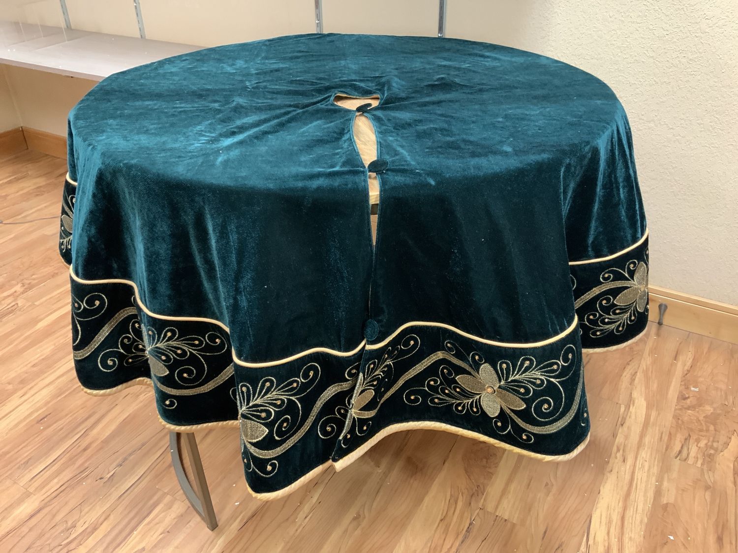 Tree Skirt Emerald 64" Emr/Gold