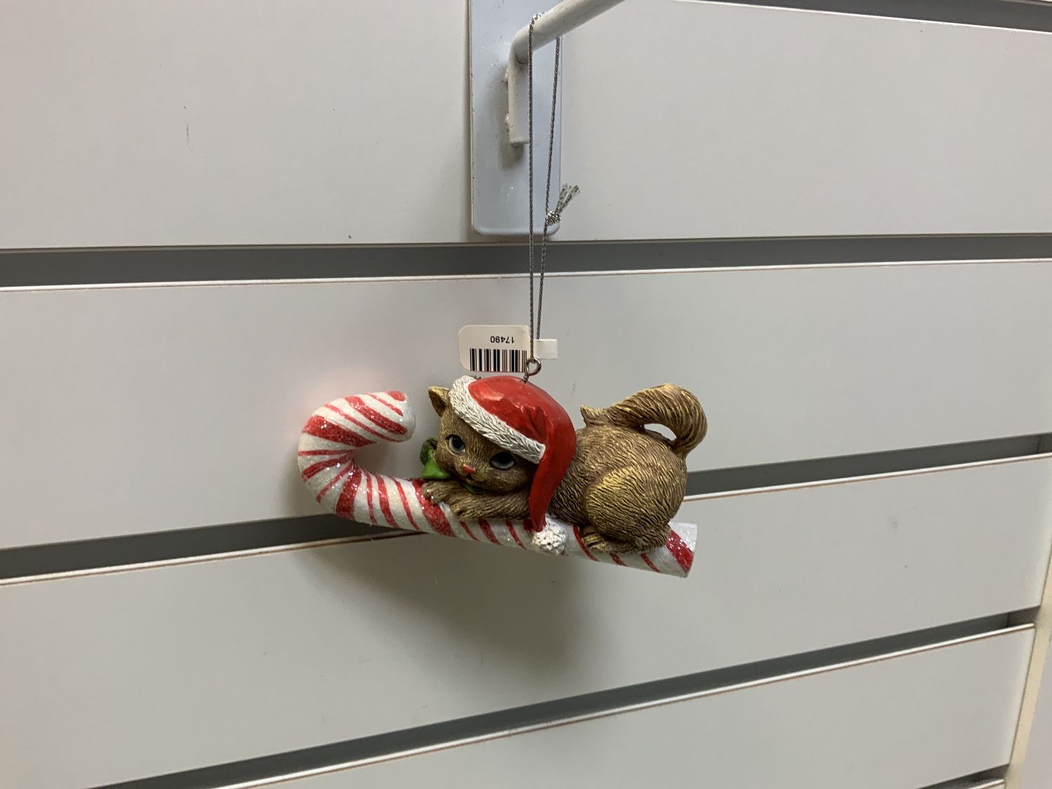 Ornament, Kitten/Candy Cane resin 4"