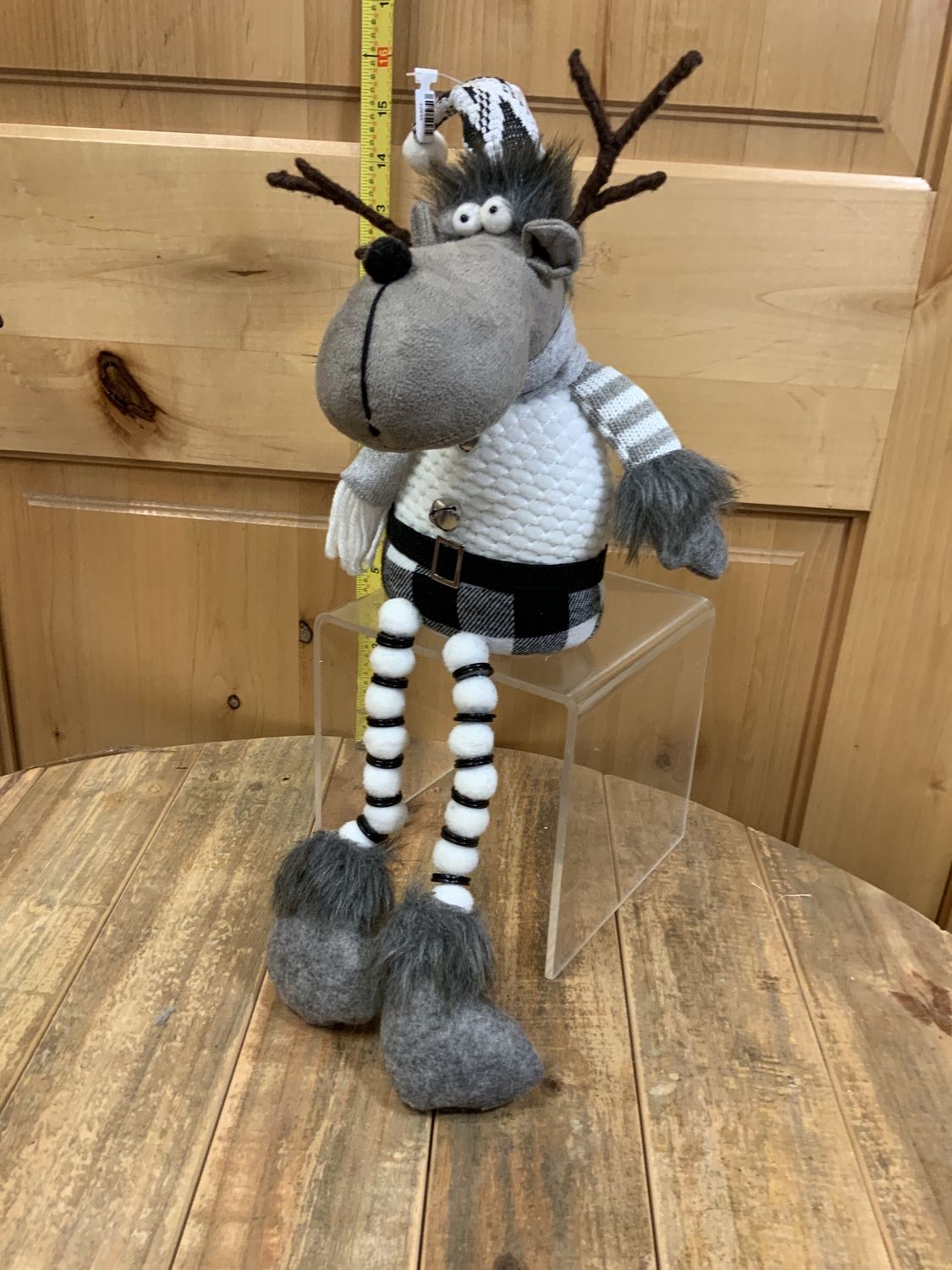 Moose, Sweater button leg