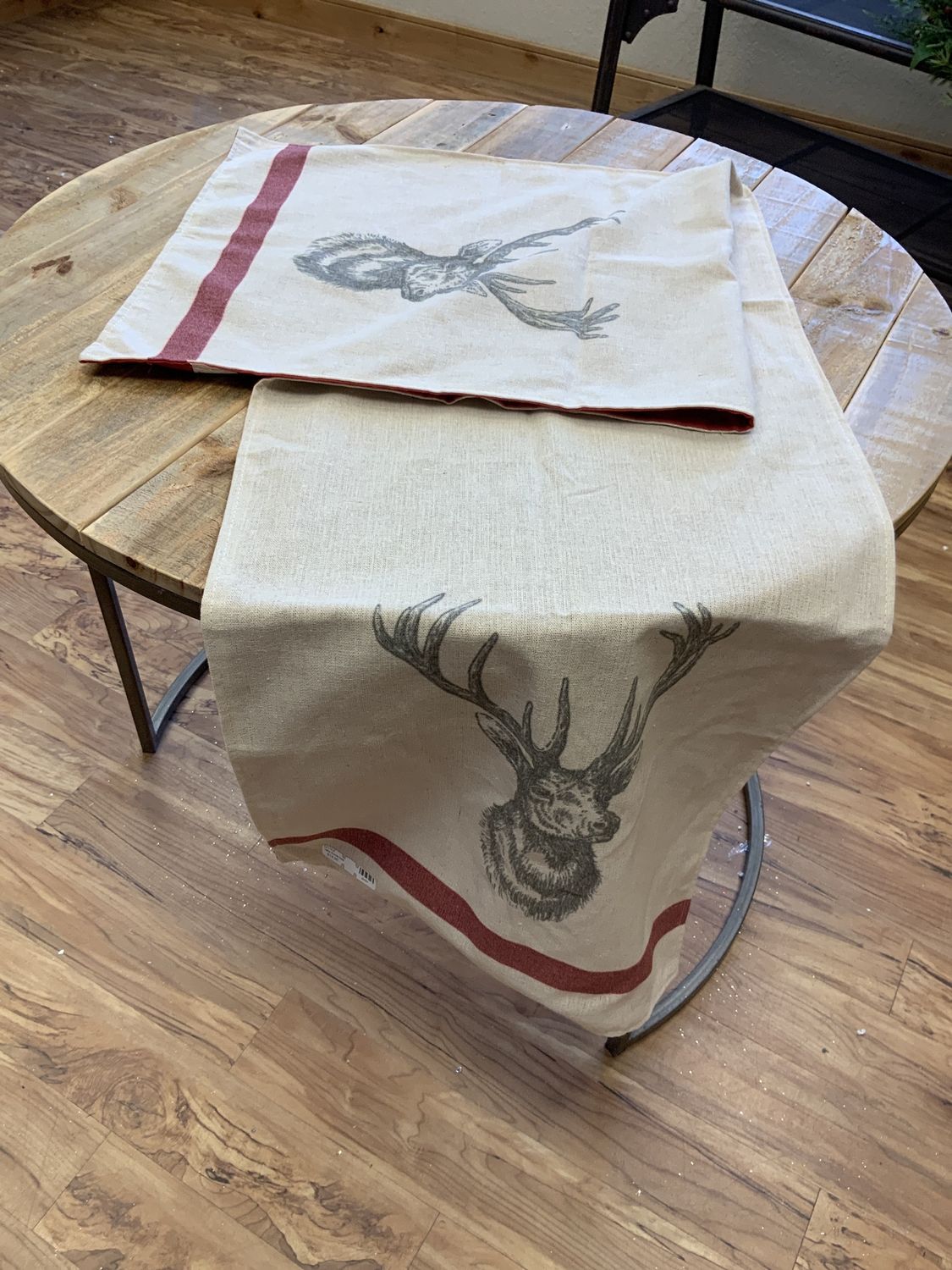 Table Runner,Deer 54"x15.5"
