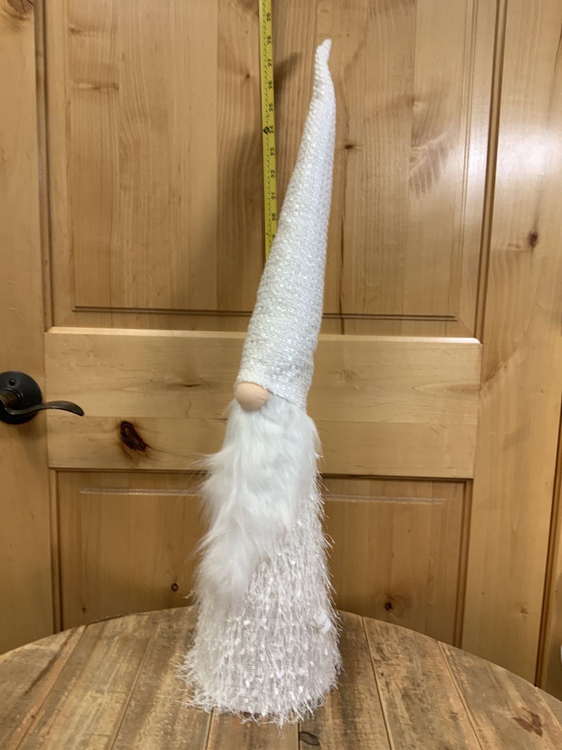 Gnome, Md Cone white