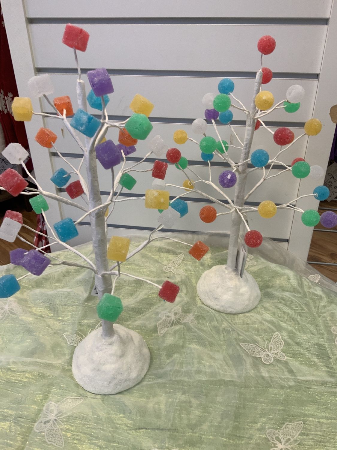 LED Tree, Gumdrop 16" B/O