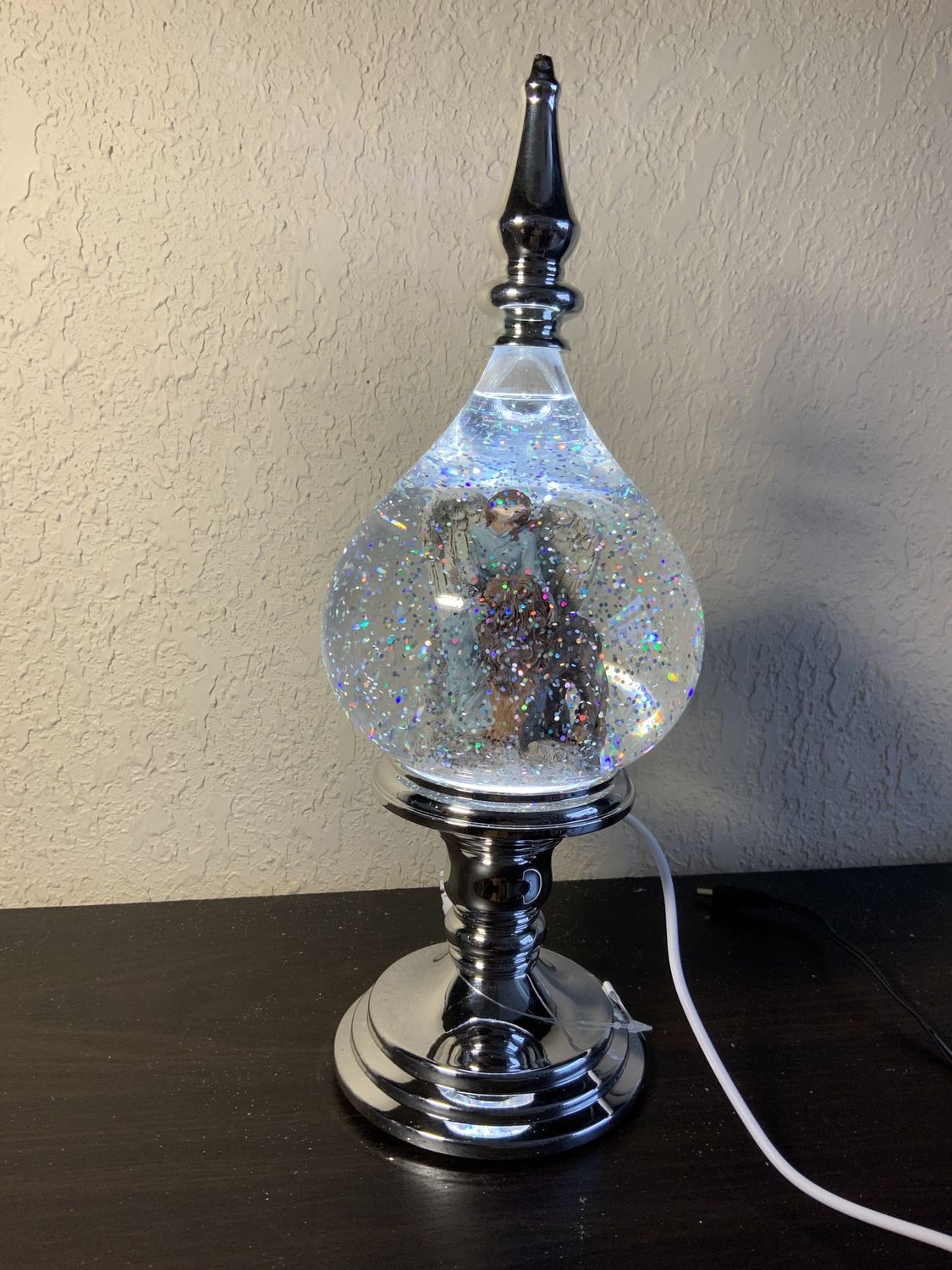 Snow Globe, Angel/Lion/Lamb corded