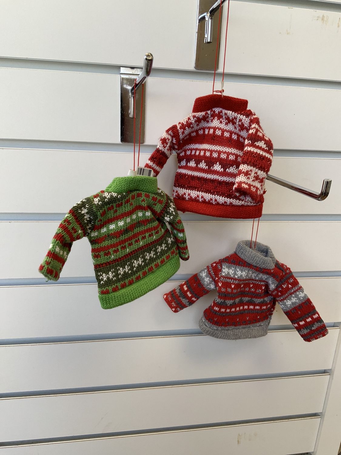 Ornament, Cozy Knit Sweater 5" GrnRdGray