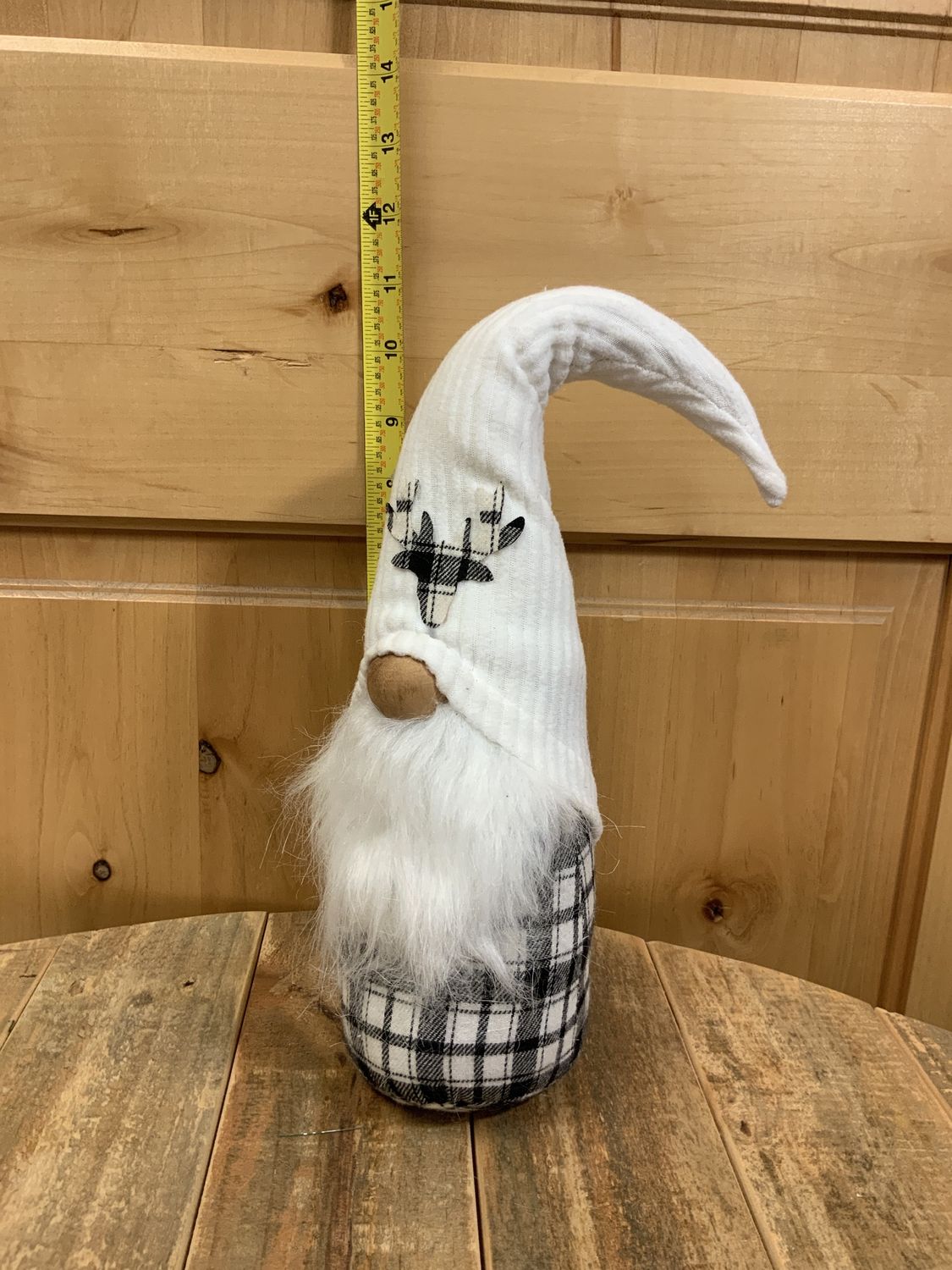 Gnome, 15" B/W Plaid deer on hat