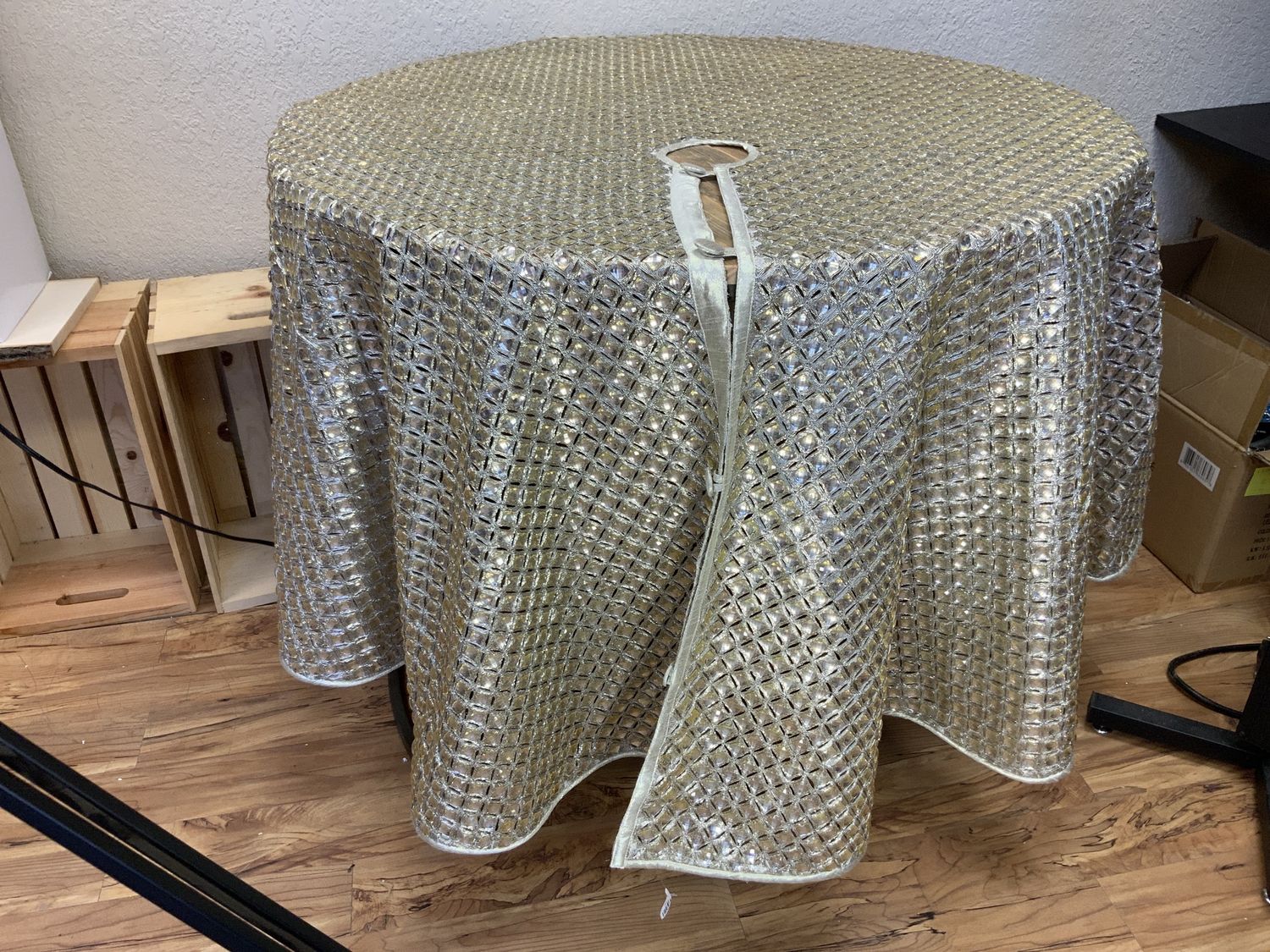 Tree Skirt, Jeweled Lace 72" platinum