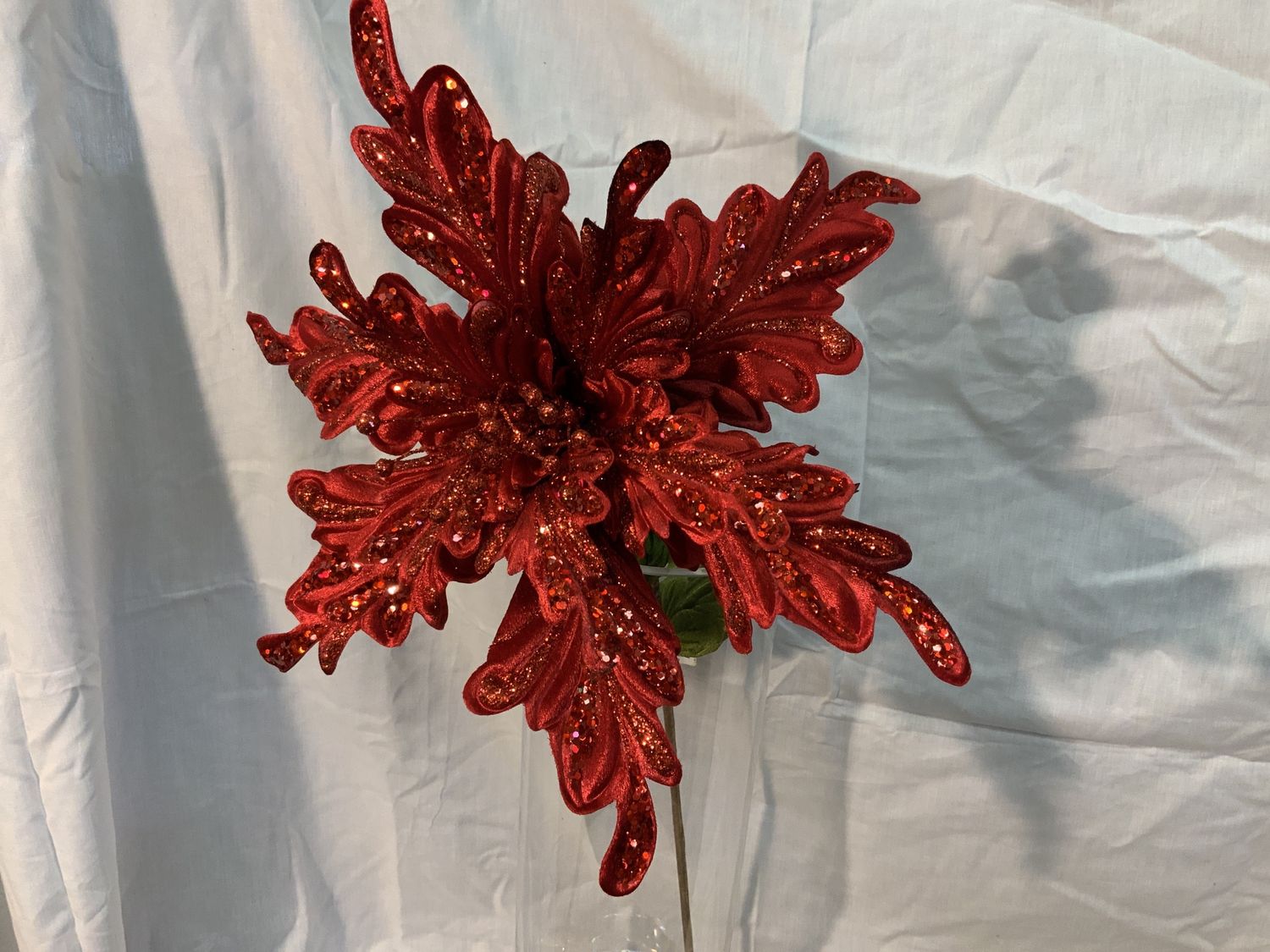 Spray, Red Poinsettia 15" jagged