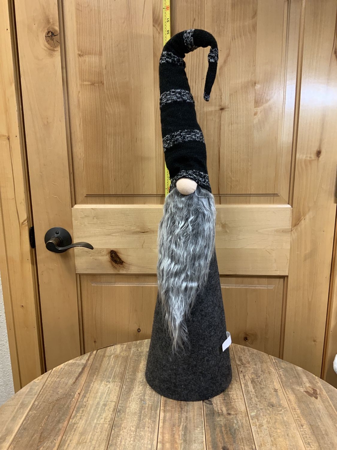 Gnome, Blk Hat Cone gray body