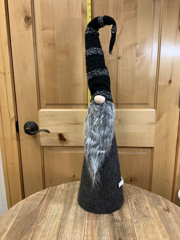 Gnome, Blk Hat Cone gray body