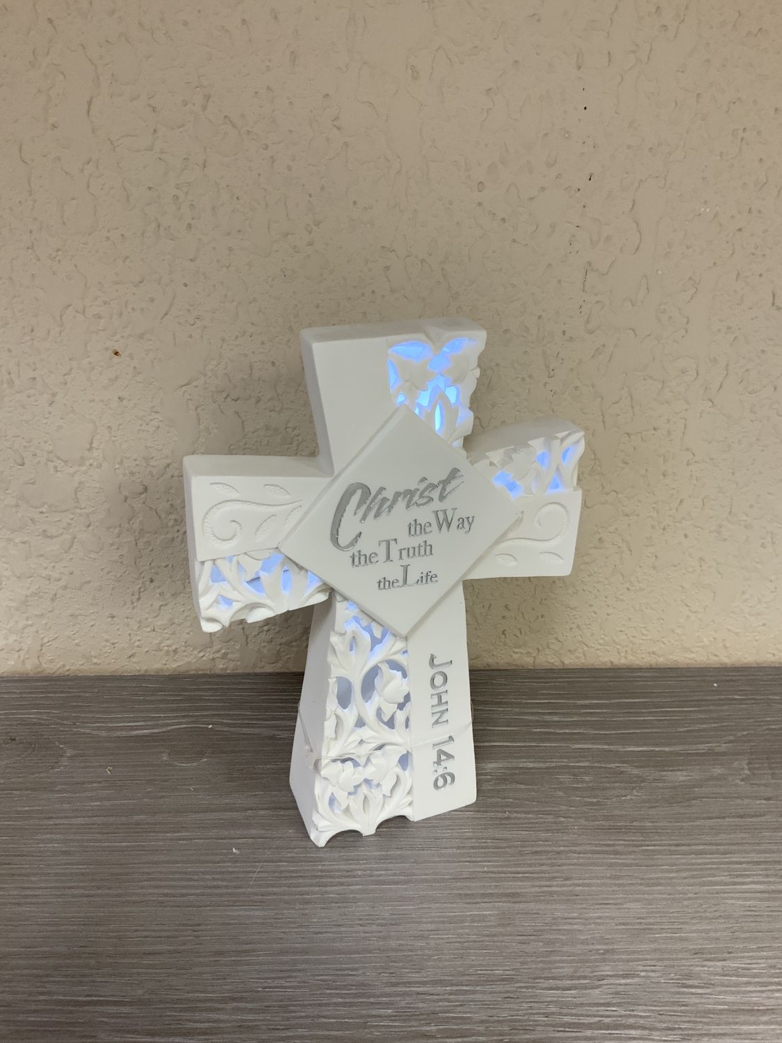 Figurine, Cross Light Up 3 ass't