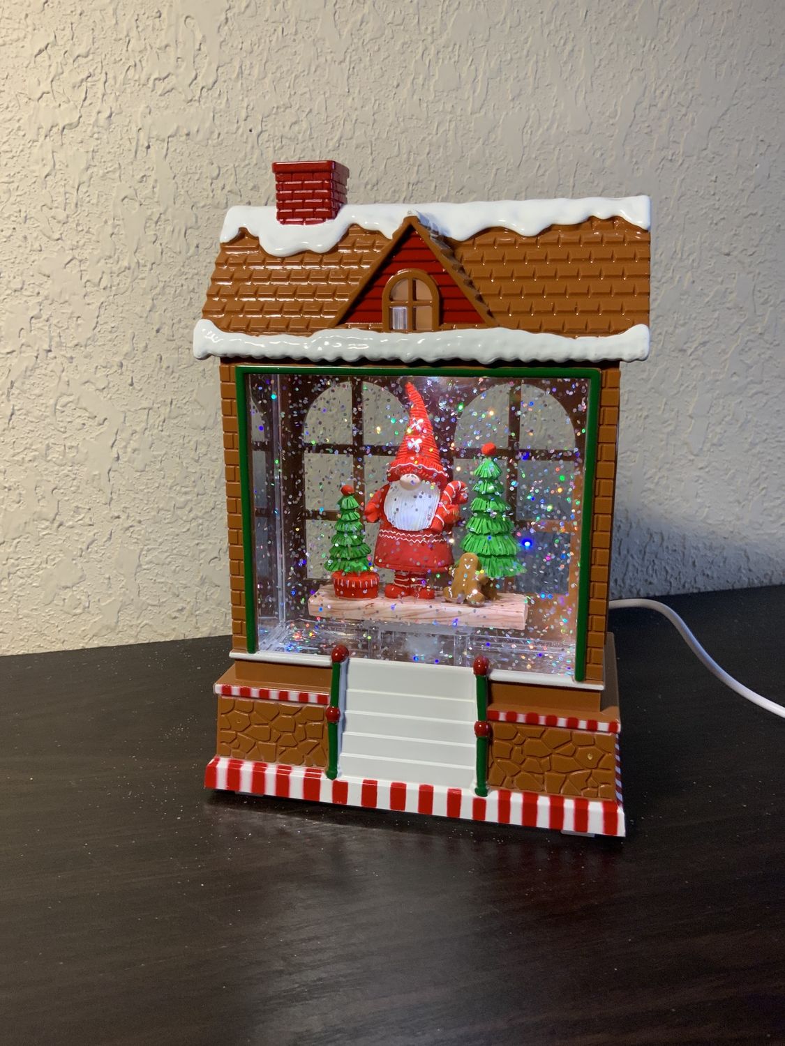 Snow Globe, Gnome Gingerbread red framed