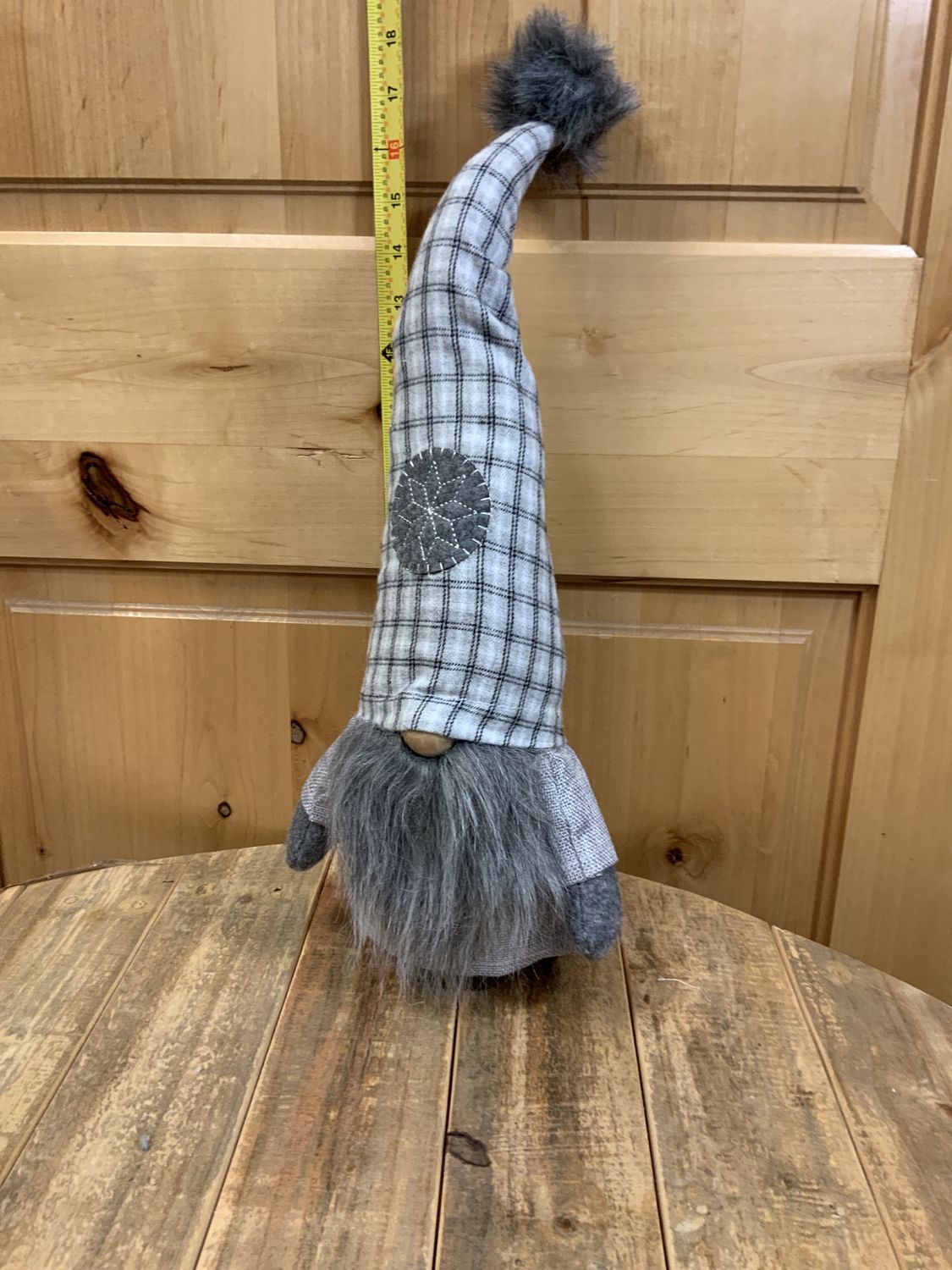 Gnome, 19&quot; G/W Plaid snwflk hat