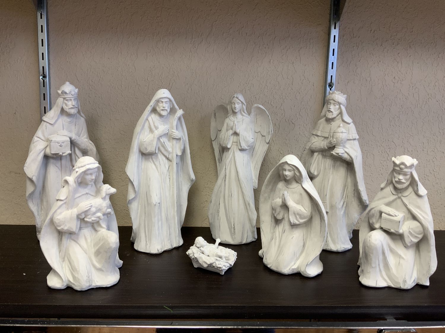 Nativity, Distressed White 8pc