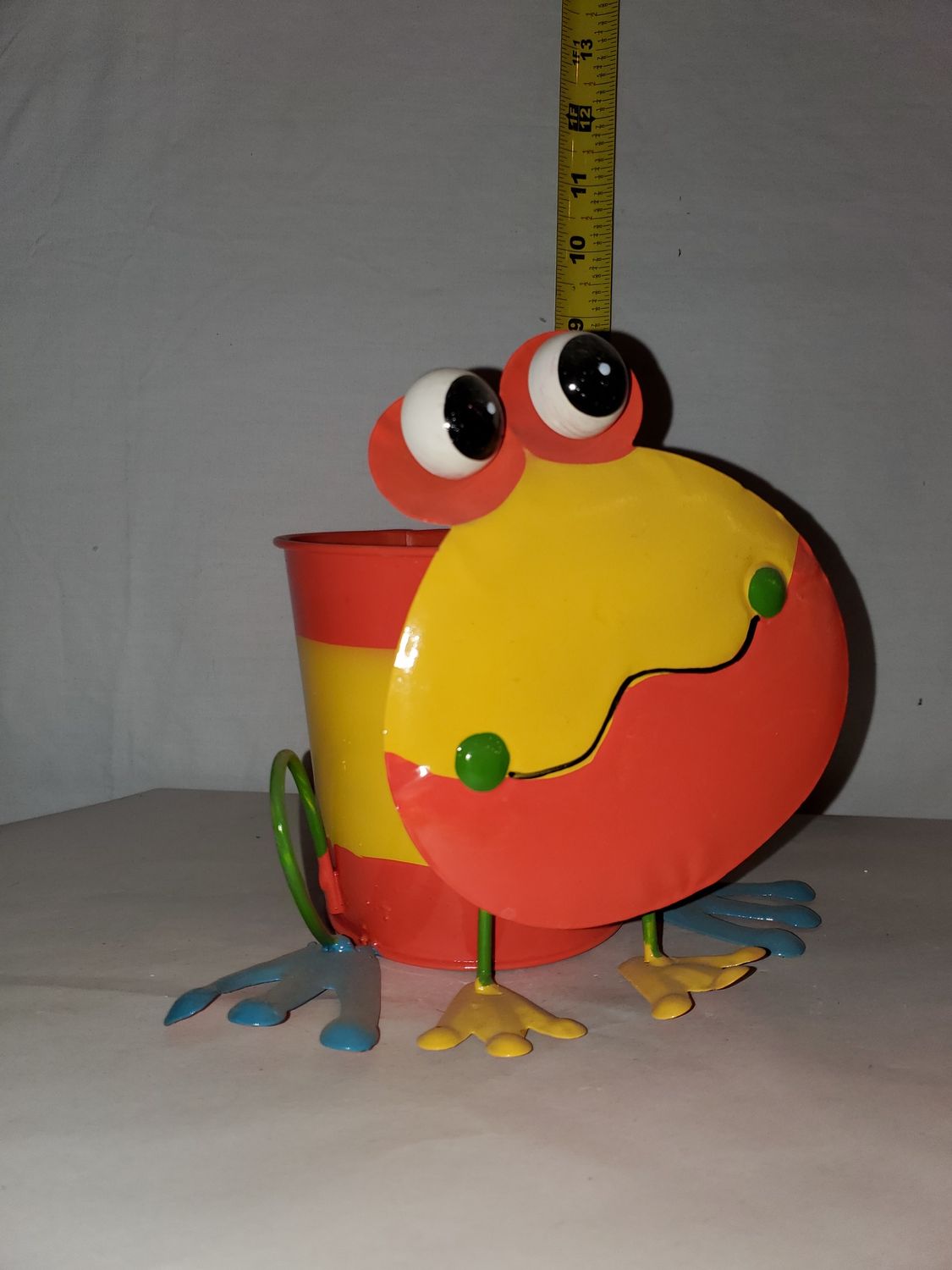 Planter, Metal Frog Bobble Head