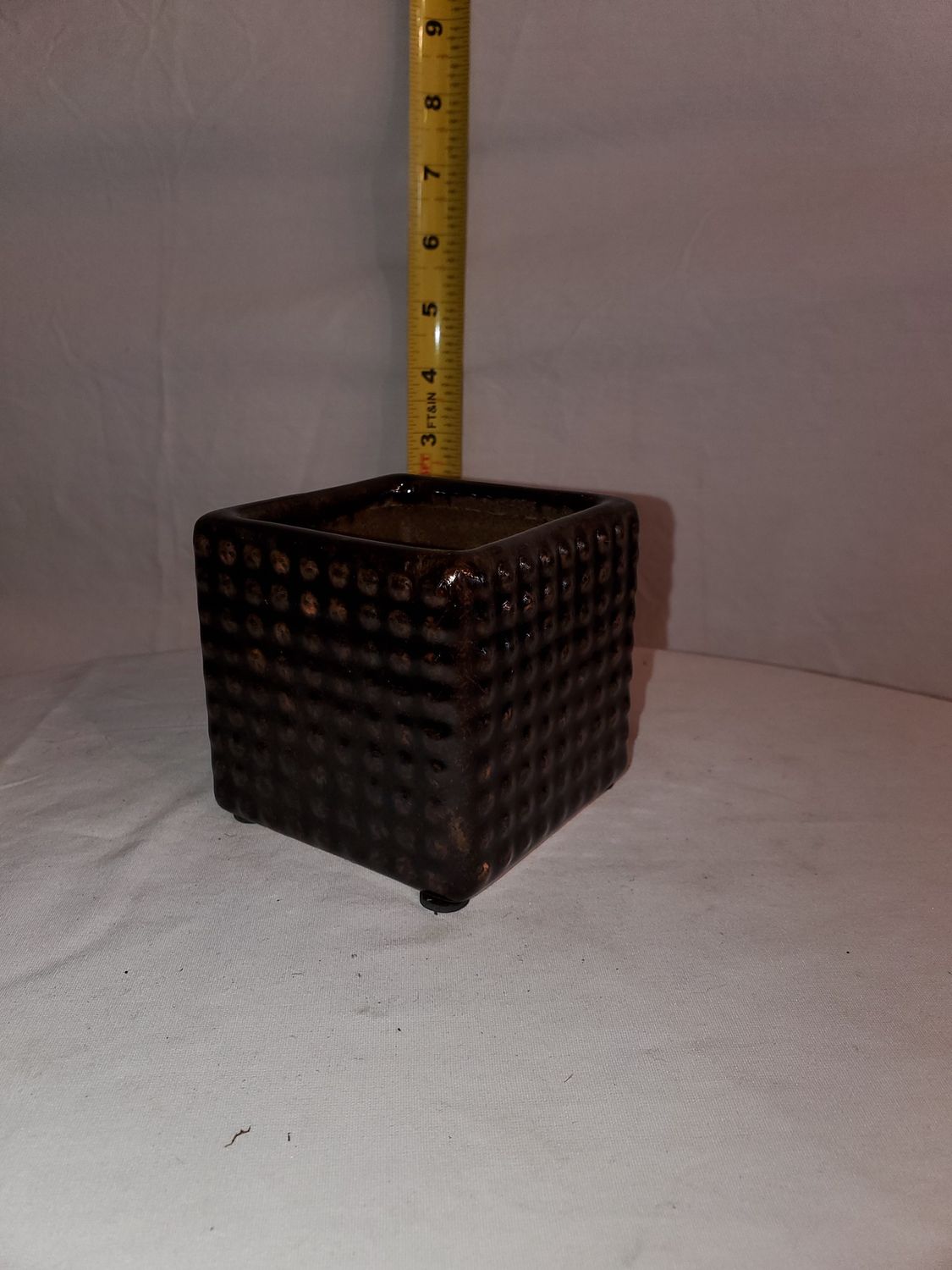 Planter, Dotted Cube xs choc glos