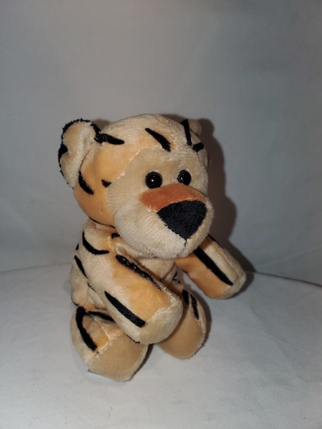 Lil' Buddies, Tiger 5" Tiger