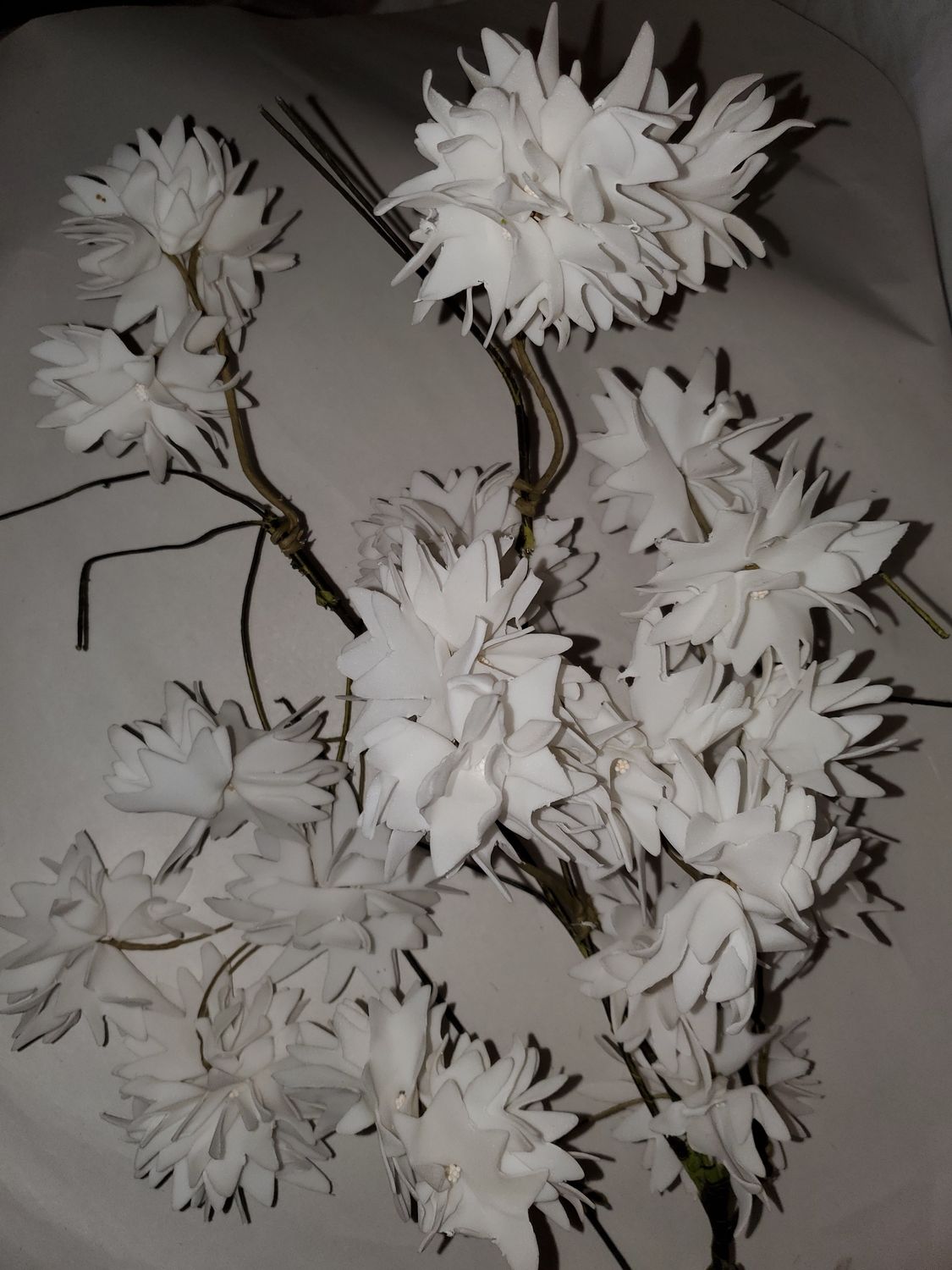 Foam Flower, multi stem white sm