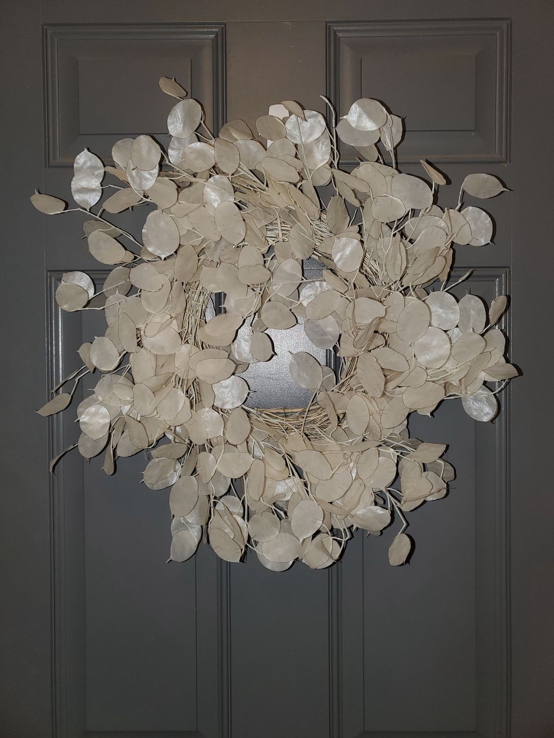 Wreath, Lunaria 24" ivory