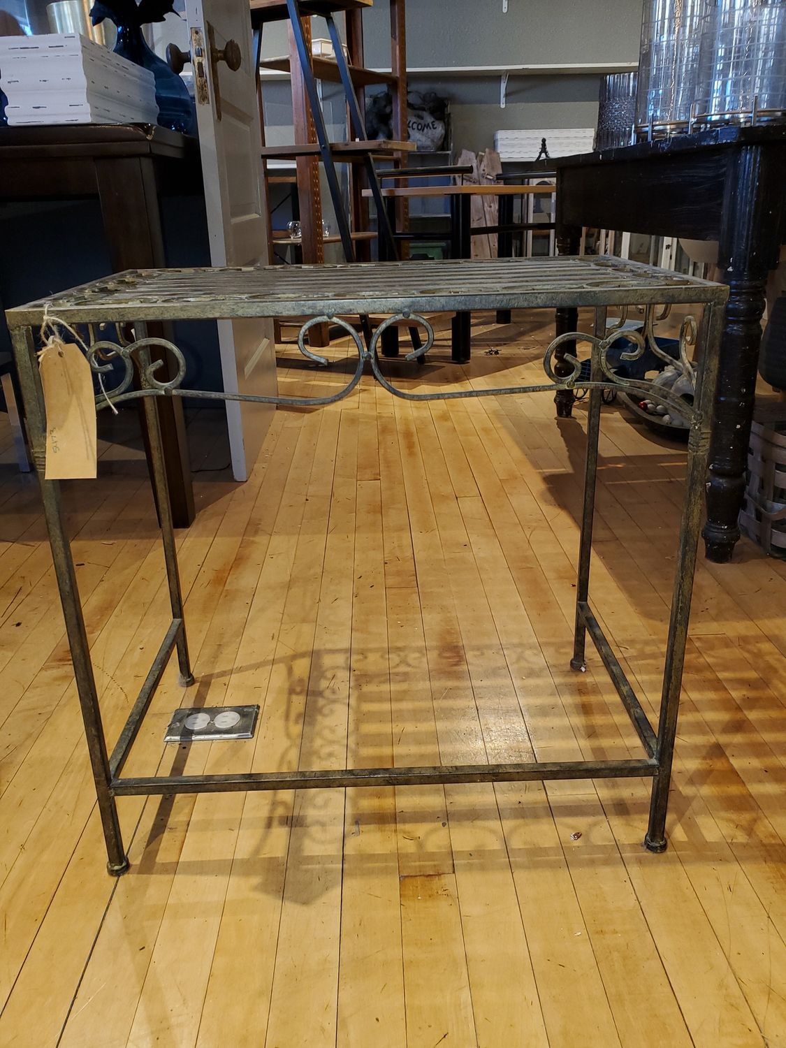 nesting tables metal