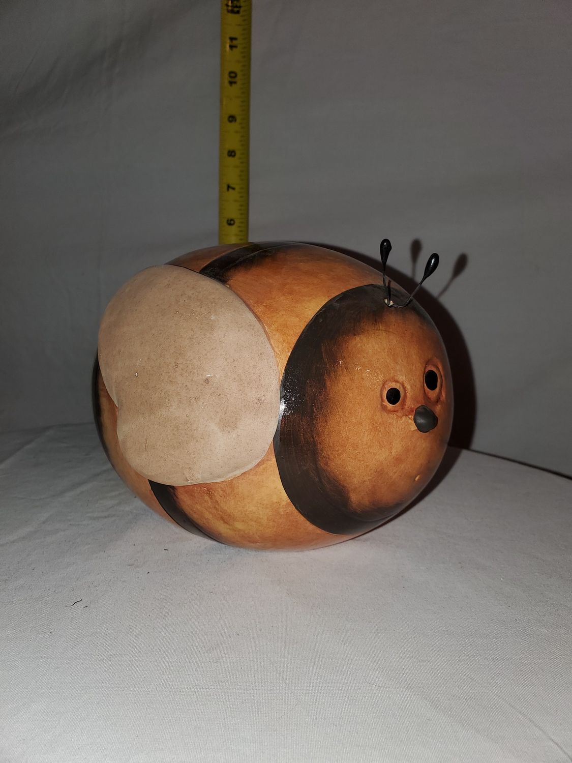Ceramic, Bee Large round