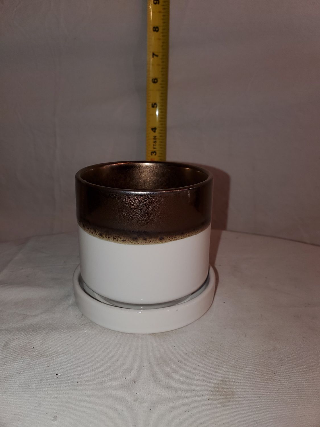 Pot w/Saucer Bronze &amp; White 3" ceramic