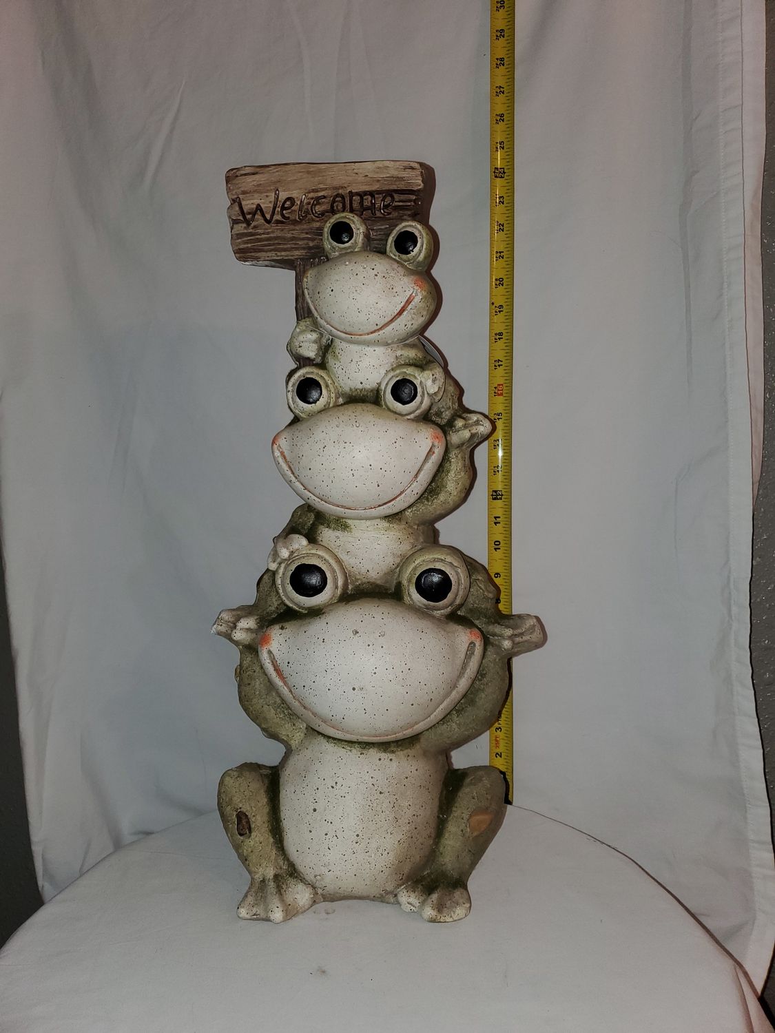 Welcome Frog 3 Stack 24" Poly