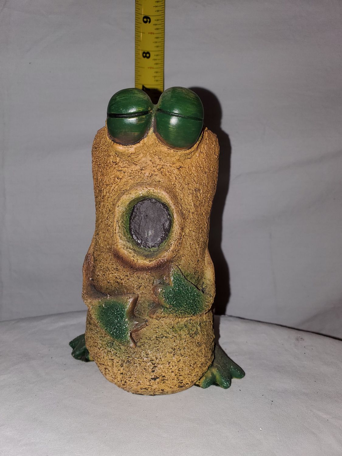 Planter, Luciano Singing frog