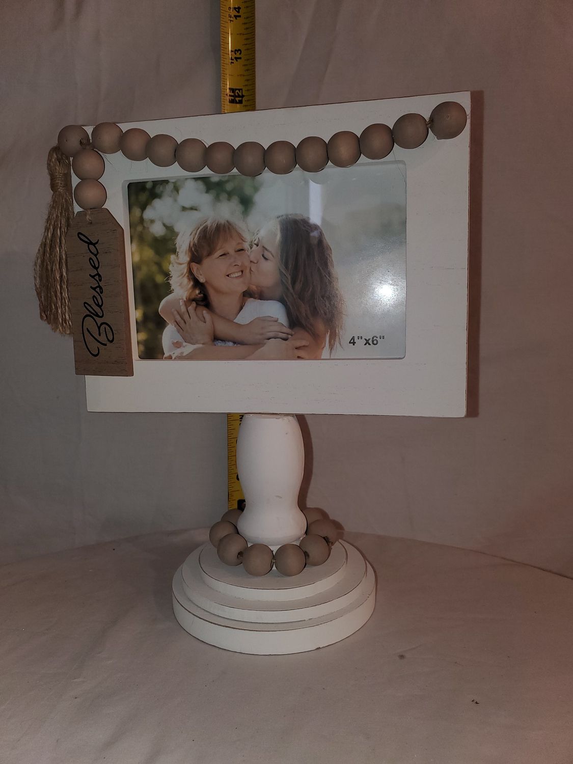 Photo Frame, Pedestal/Beads beads/wood